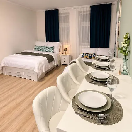 Stayvia